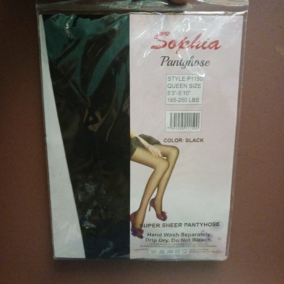 SOPHIA Silky Smooth Sheer PANTYHOSE, BLACK, QUEEN SIZE 5'3"-5'10" 165-200 lbs - Picture 2 of 4